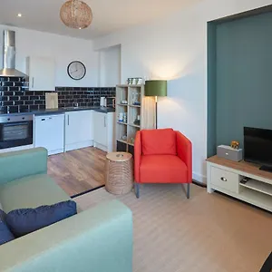 https://host-stay-abbey-nest.yorkshirehotels.net