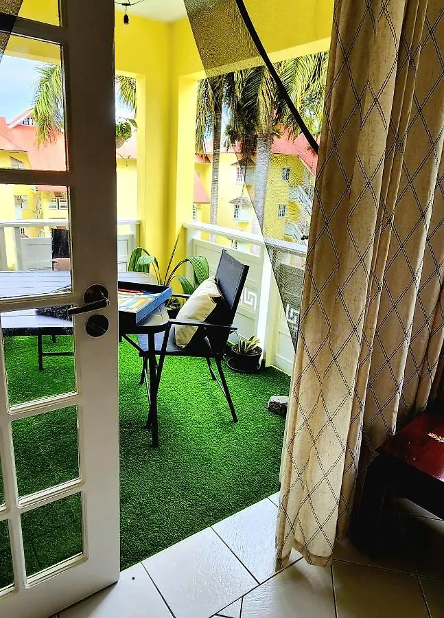 Relax On The Ridge - Ocho Rios Escape 빌라