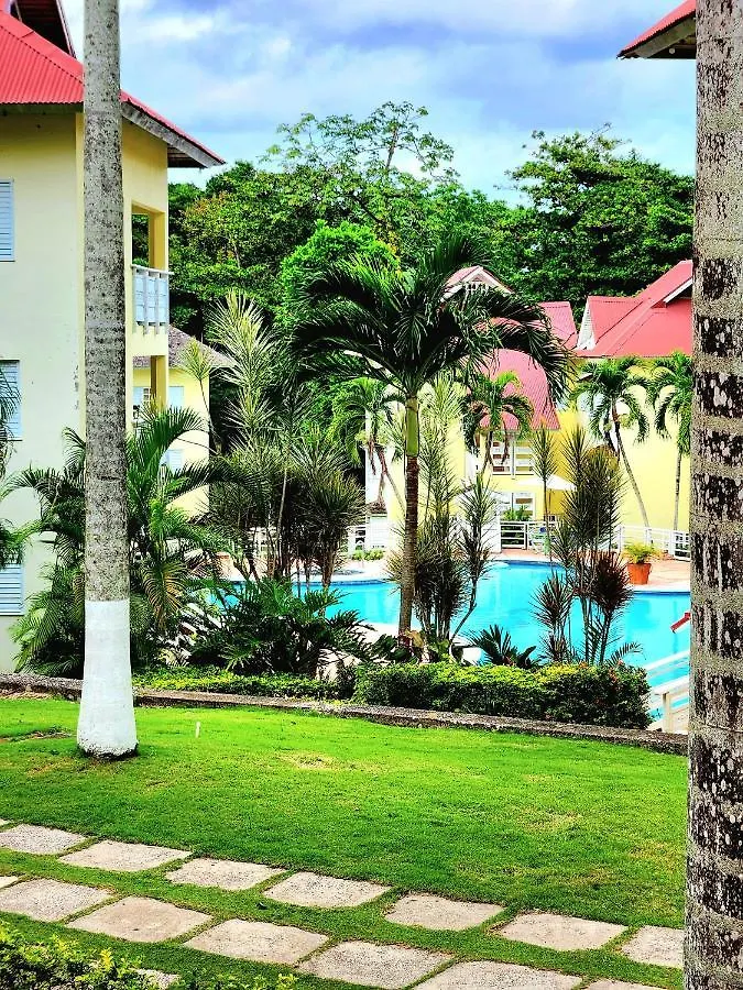 Relax On The Ridge - Ocho Rios Escape 빌라 자메이카
