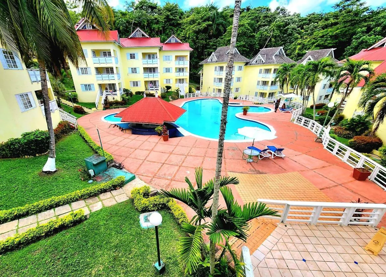 Relax On The Ridge - Ocho Rios Escape 빌라
